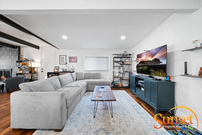 property at 4611 Limerick Ave