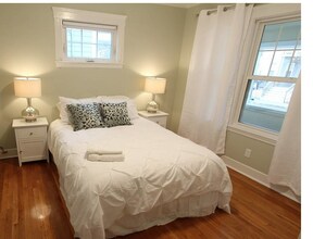 62 Litchfield St in Boston, MA - Foto de edificio - Building Photo