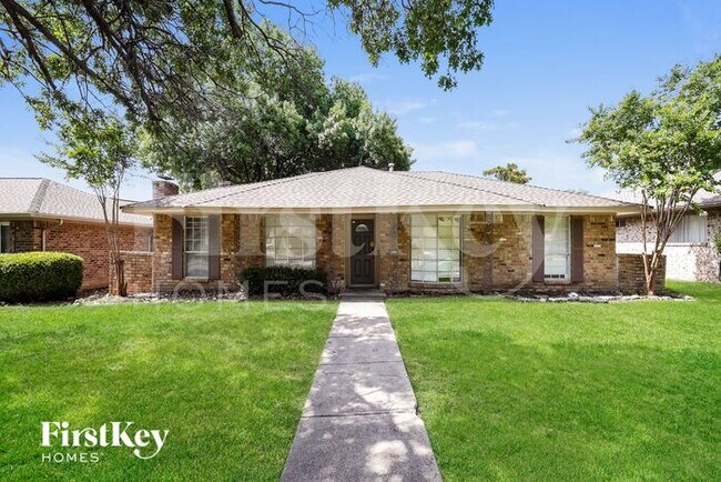 818 Madrid Dr