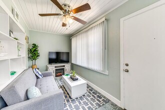 340 78th Ave in St Pete Beach, FL - Building Photo - Building Photo