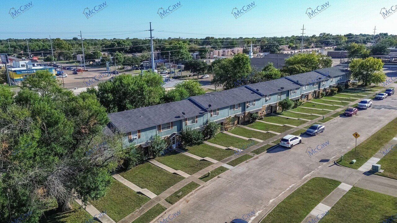 314 Candlewood Ln in Garland, TX - Building Photo