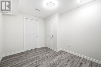 3007 Sierra Dr in Orillia, ON - Building Photo - Building Photo