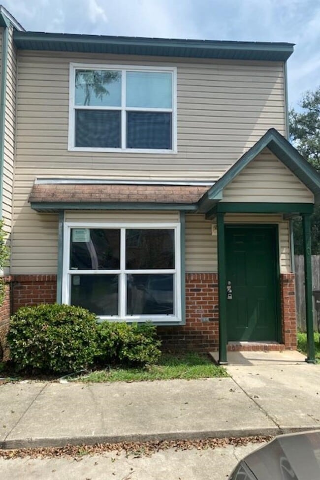 property at 2780 Tess Cir