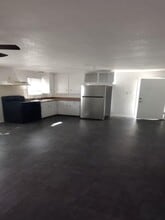 204-206 Dewald St, Unit 206 in Copperas Cove, TX - Building Photo - Building Photo