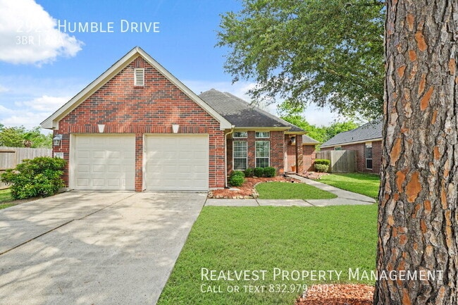 property at 2923 Humble Dr