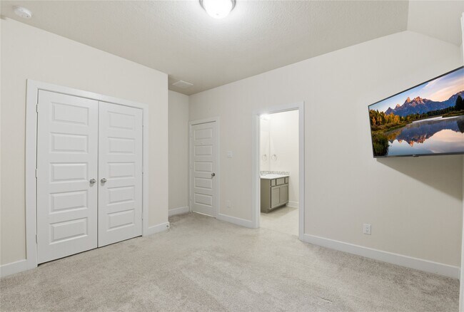 property at 12434 Tullich Run Dr