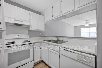 307 Country Club Dr NE in Concord, NC - Building Photo - Building Photo