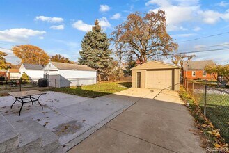 3237 Pardee Ave in Dearborn, MI - Building Photo - Building Photo