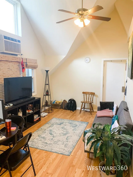 2433 N Talman Ave in Chicago, IL - Building Photo