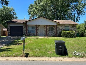 159 Randall Dr in Jacksonville, AR - Building Photo - Building Photo