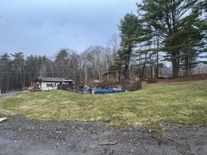 19 Schultz Ln in Wurtsboro, NY - Building Photo - Building Photo