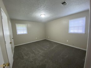 200 Plum Orchard Rd-Unit -B in Covington, GA - Building Photo - Building Photo