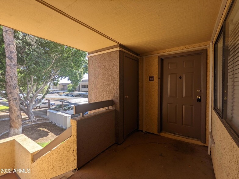 3535 W Tierra Buena Ln, Unit 273 in Phoenix, AZ - Building Photo