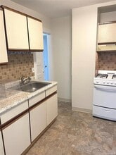 370 Stewart Ave in Bethpage, NY - Building Photo - Building Photo