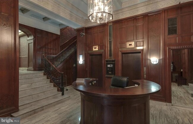 0-200 S 13th St, Unit 11F in Philadelphia, PA - Building Photo - Building Photo
