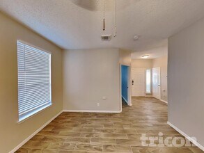 317 Meandering Way Ct in Glenn Heights, TX - Building Photo - Building Photo