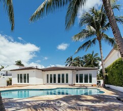 72 S Hibiscus Dr in Miami Beach, FL - Building Photo - Building Photo