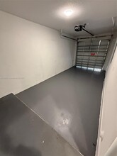 14179 SW 126th Path in Miami, FL - Foto de edificio - Building Photo