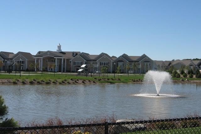 Fairfield Broadway Knolls At Holbrook in Holbrook, NY - Building Photo - Building Photo