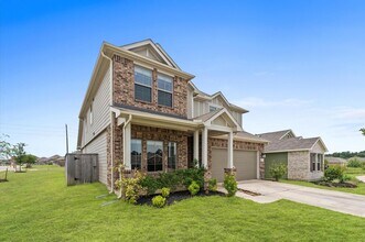 818 Deerhurst Ln in Magnolia, TX - Building Photo - Building Photo