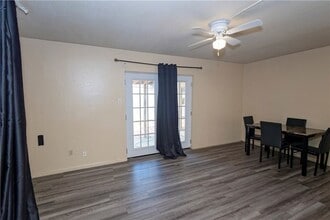 5030 Meandering Ln in Corpus Christi, TX - Building Photo - Building Photo