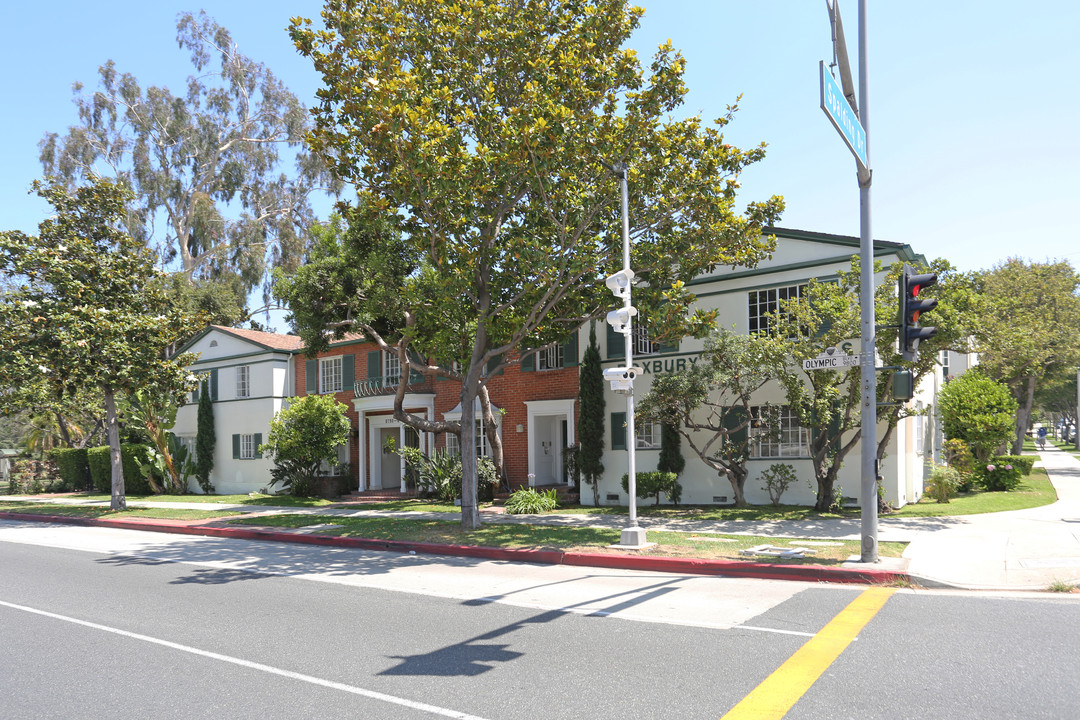 Roxbury Plaza apartment in Beverly Hills, CA - Building Photo