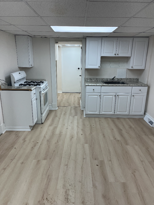 3185 Glendale Ave in Pittsburgh, PA - Building Photo