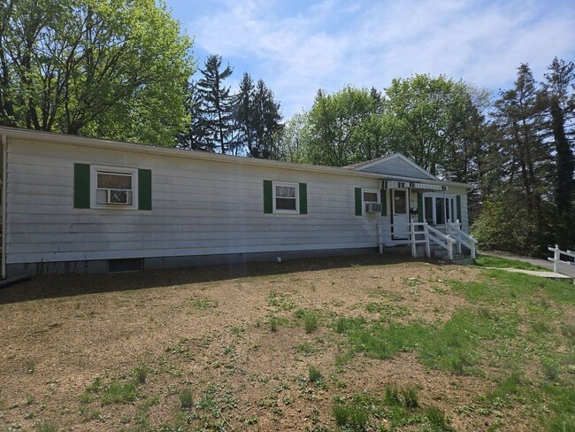226 Roxbury Rd in Shippensburg, PA - Building Photo - Building Photo