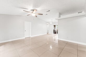 474 SW Exmore Ave in Port St. Lucie, FL - Building Photo - Building Photo