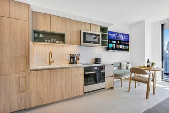 601 NE 1st Ave, Unit SI ID1227539P in Miami, FL - Foto de edificio - Building Photo