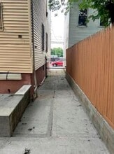 85 Kearney Ave in Jersey City, NJ - Foto de edificio - Building Photo