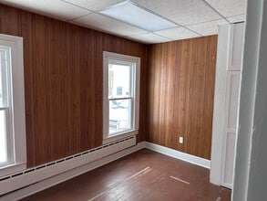 11 Westcott St in Norwich, NY - Foto de edificio - Building Photo