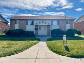 1519 Oxford Dr in Cheyenne, WY - Building Photo