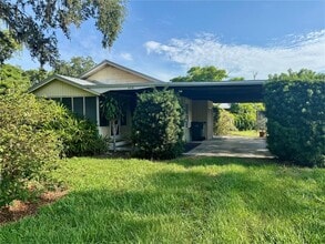 5466 Harvey Tew Rd in Plant City, FL - Building Photo - Building Photo