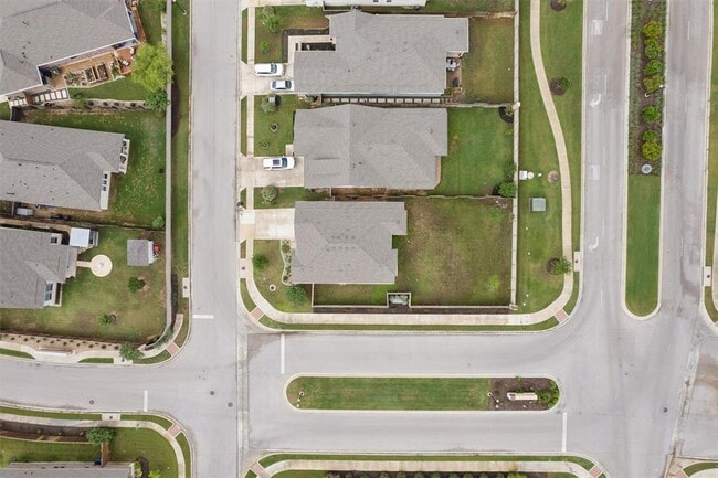 114 Patrick Herndon Dr in Bastrop, TX - Building Photo - Building Photo