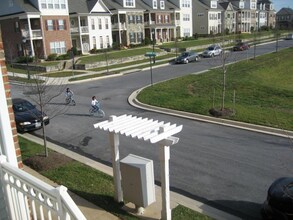 12853 Murphy Grove Terrace in Clarksburg, MD - Building Photo - Building Photo