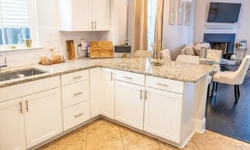 5929 Milne Blvd in New Orleans, LA - Building Photo - Building Photo