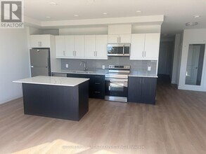 1333 Weber St E in Kitchener, ON - Building Photo - Building Photo