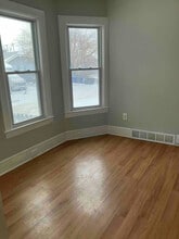 1011 E 72nd St in Cleveland, OH - Building Photo - Building Photo