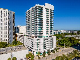 Strada 315 in Fort Lauderdale, FL - Building Photo