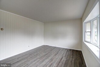 219 Thomas Ave in Frederick, MD - Building Photo - Building Photo