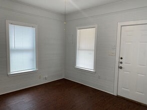 1113 Guadalupe St in San Antonio, TX - Building Photo - Building Photo