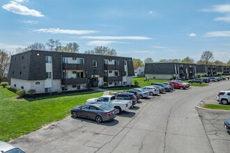 Copper Ridge Apartments in Elyria, OH - Building Photo - Building Photo