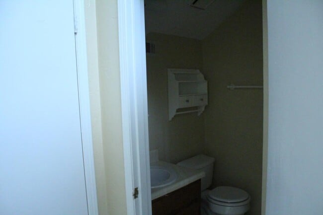 1259 Orange Ave E in Tallahassee, FL - Building Photo - Building Photo