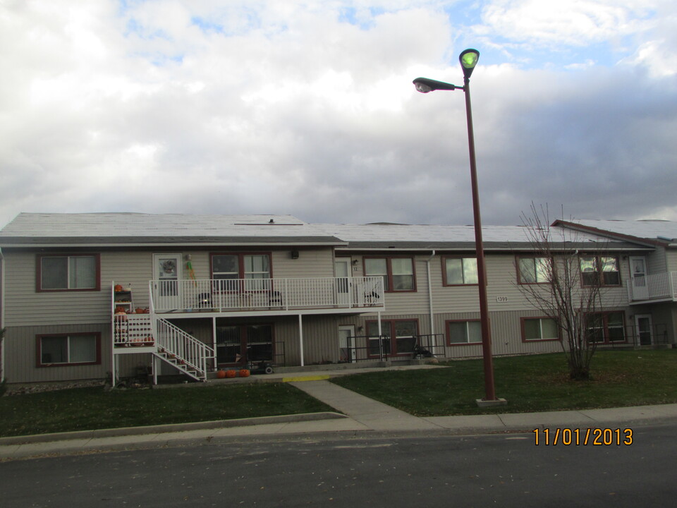 Avoca Apartments in Sheridan, WY - Building Photo