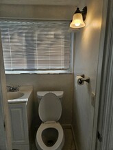 6541 SW 8th St in Pembroke Pines, FL - Building Photo - Building Photo