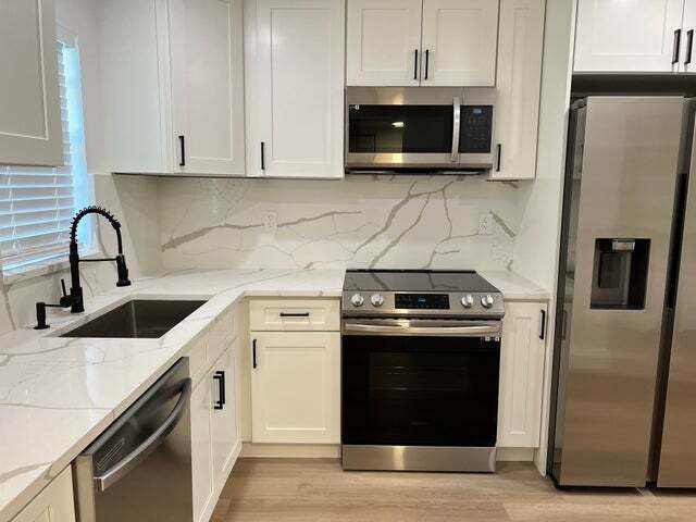 9235 SW 8th St, Unit 106 in Boca Raton, FL - Foto de edificio