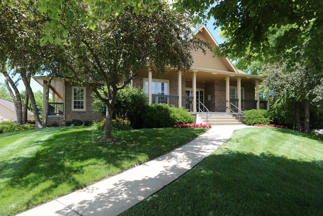 The Homestead Apartment Homes in Olathe, KS - Foto de edificio