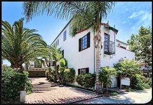 115 Avenida Miramar Apartments