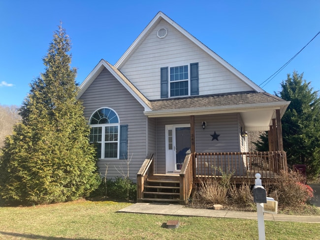 348 Preservation Cir in Johnson City, TN - Building Photo - Building Photo